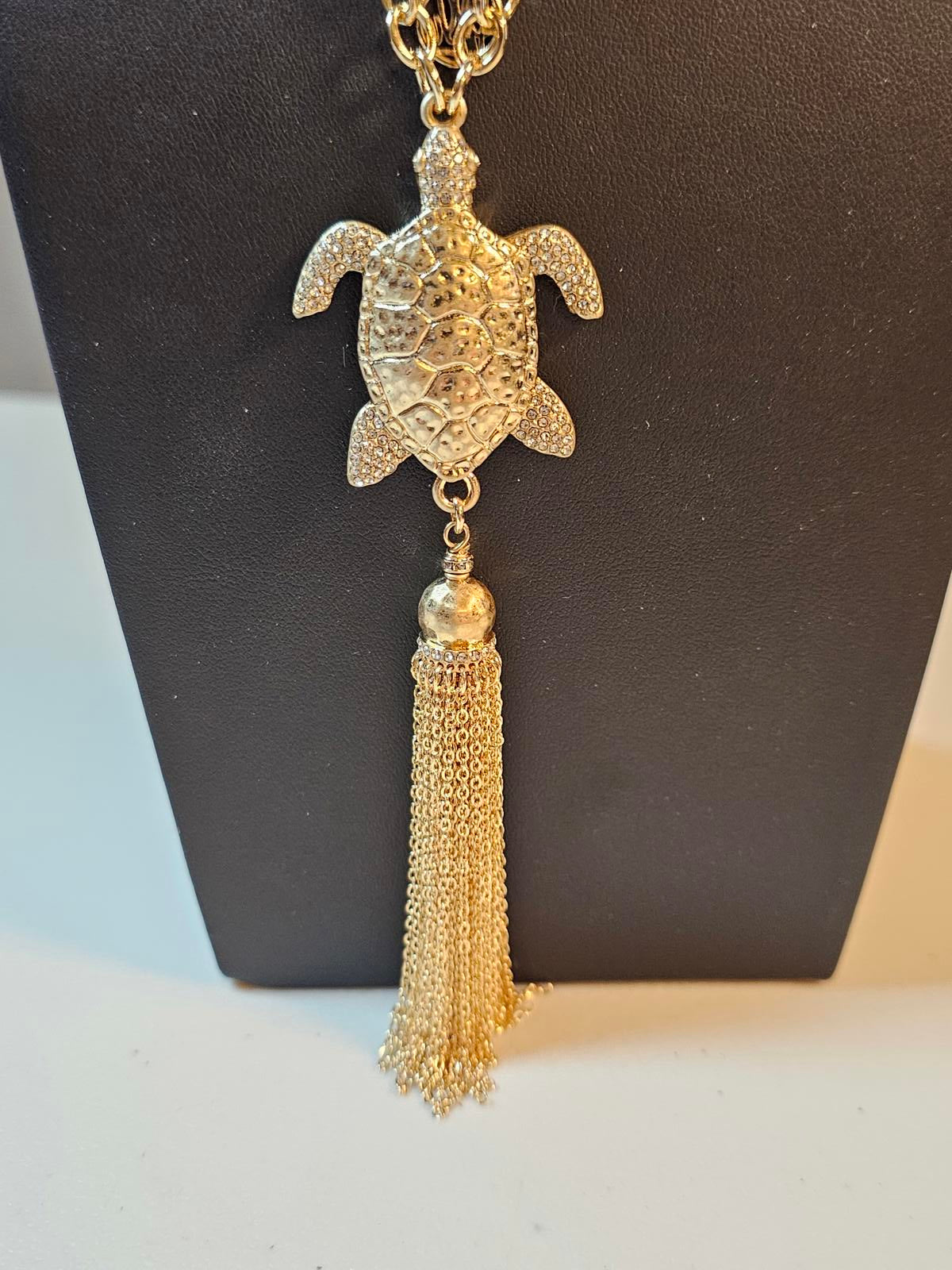 Lilly Pulitzer Gold Turtle Pendant Necklace with Tassel