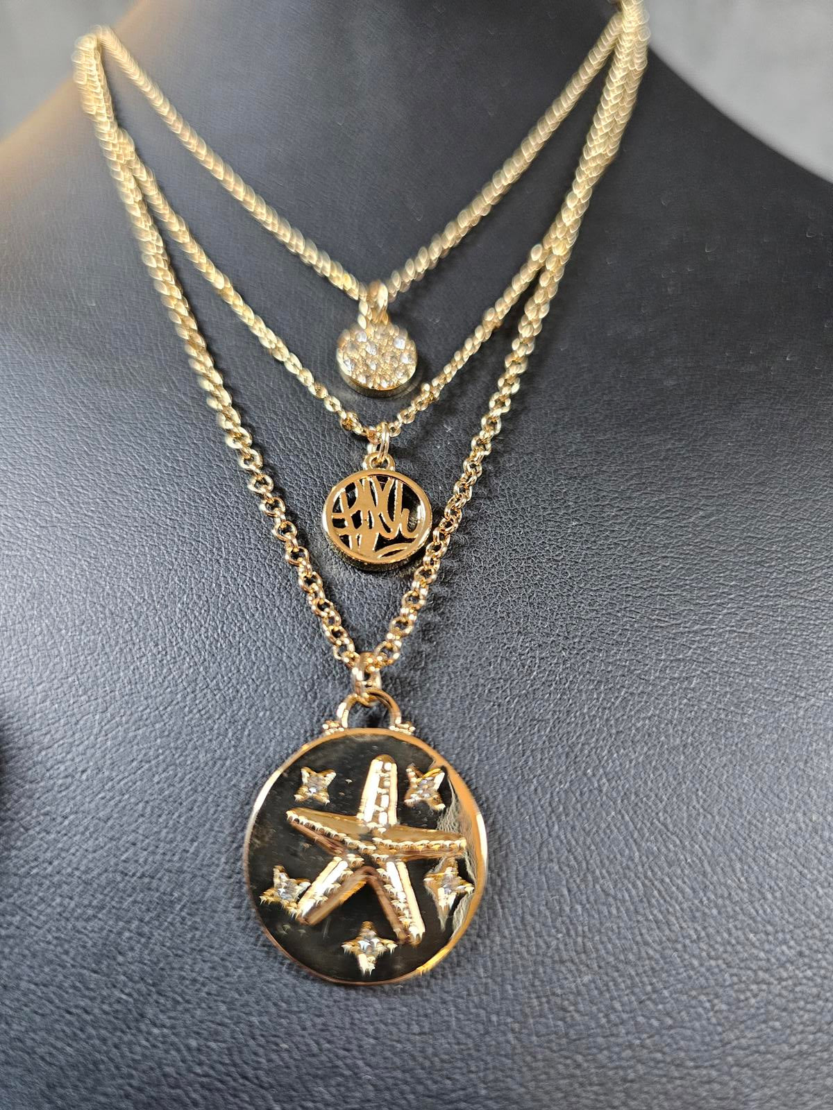 Elegant Lilly Pulitzer Triple Layered Gold Colored Necklace