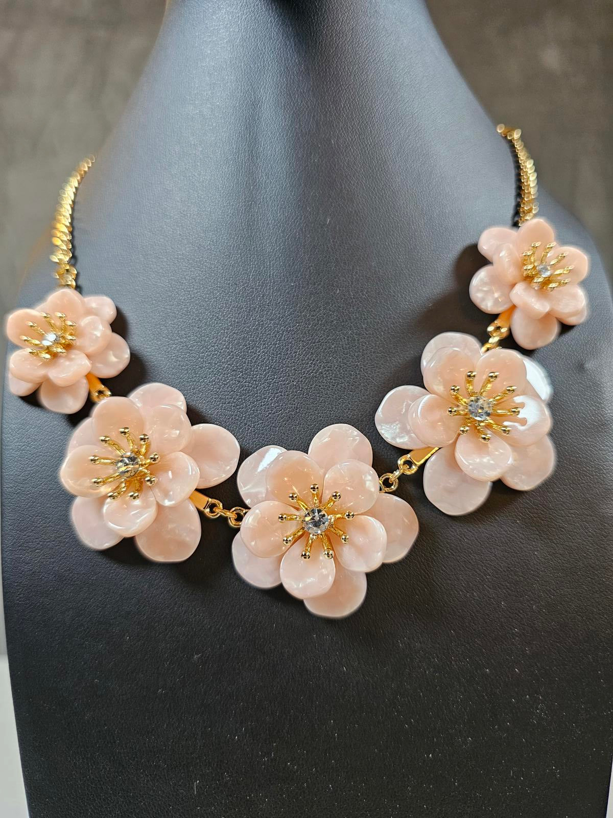 Elegant Lilly Pulitzer Floral Statement Necklace
