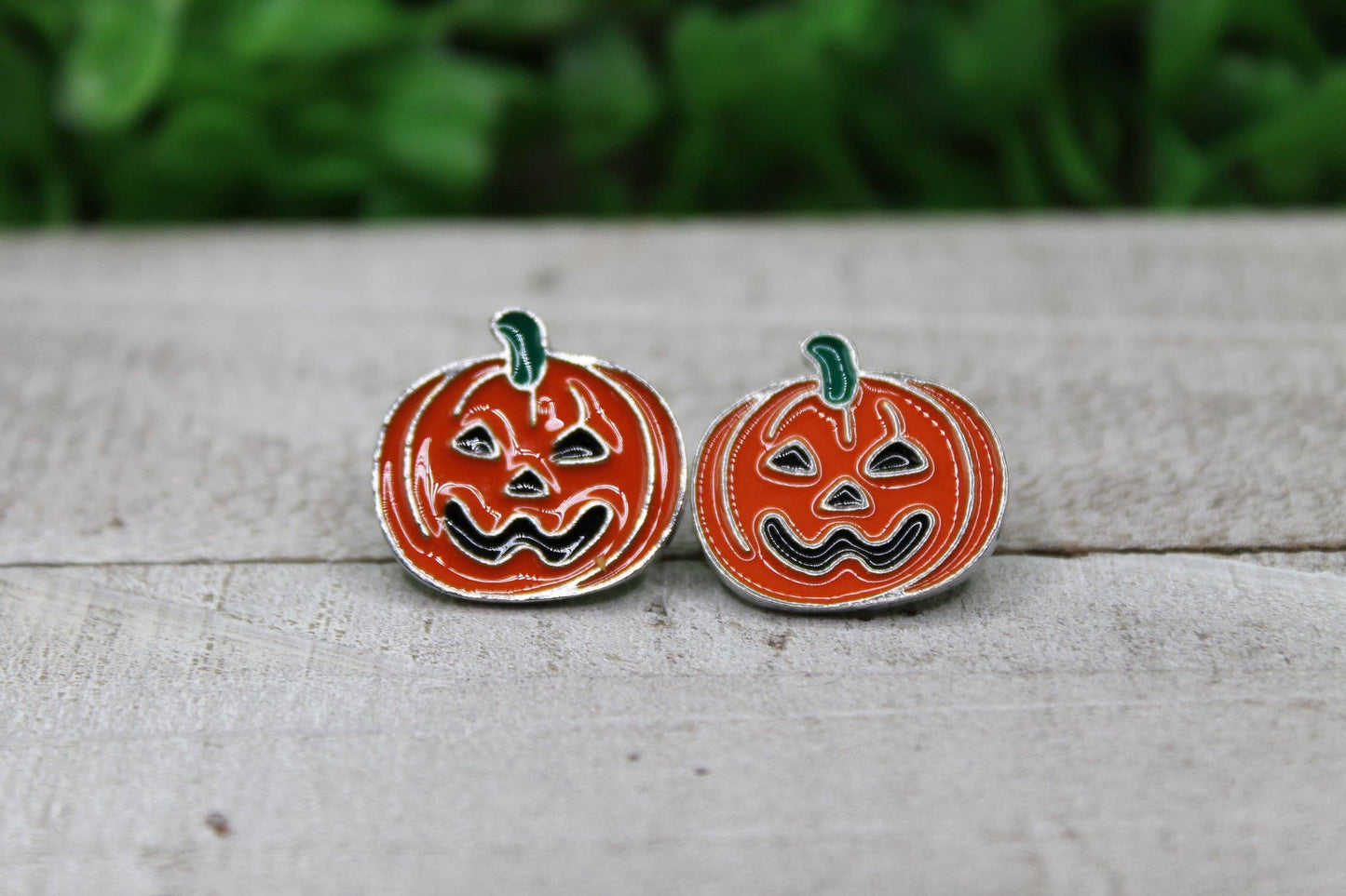 Hylidae Boutique - Jack-O-Lantern • Stud Earrings