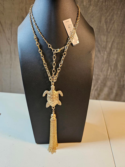Lilly Pulitzer Gold Turtle Pendant Necklace with Tassel