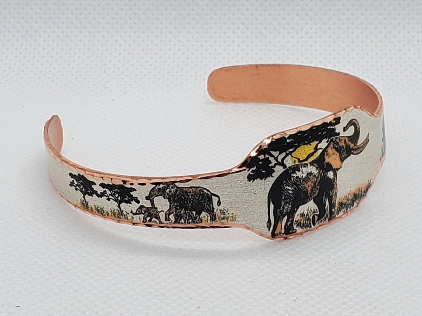 BR - Elephant - Beautiful adjustable COPPER cuff bracelet.