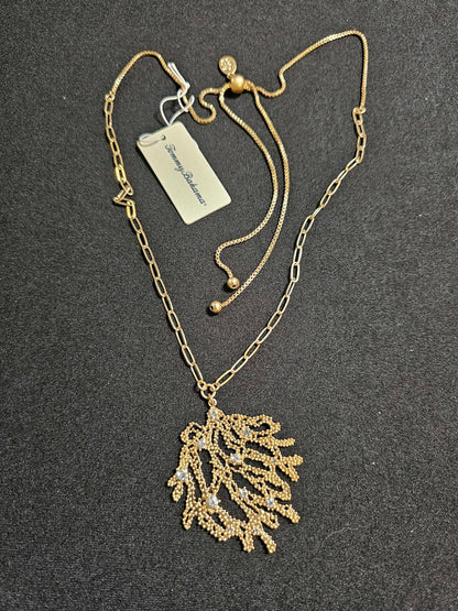 Elegant Gold Tone Coral Pendant Necklace