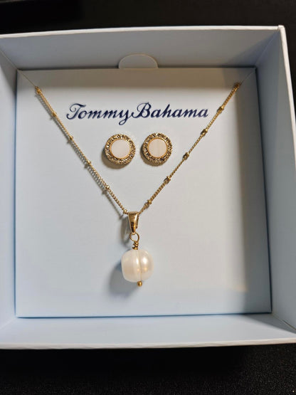 Tommy Bahama Pearl Necklace & Earring Set