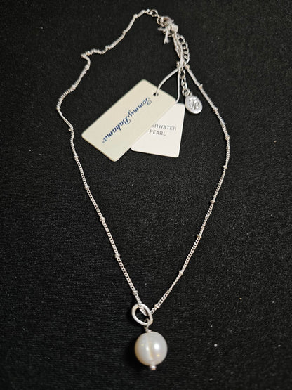 Elegant Freshwater Pearl Necklace