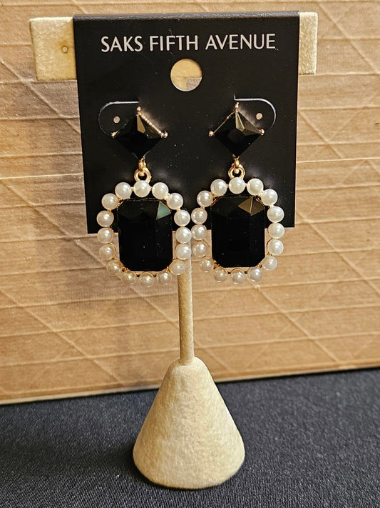 Saks Fifth Avenue Black & Pearl Earrings