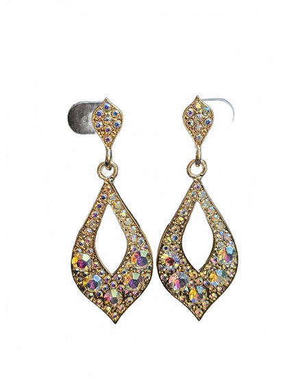 Elegant Sparkling Dangling Earrings