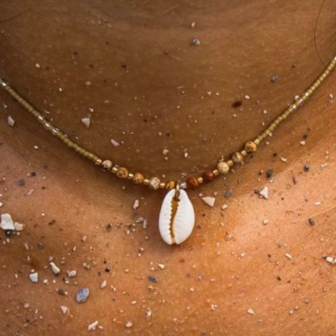 BOHO CHOKER ✿ COWRIE SHELL