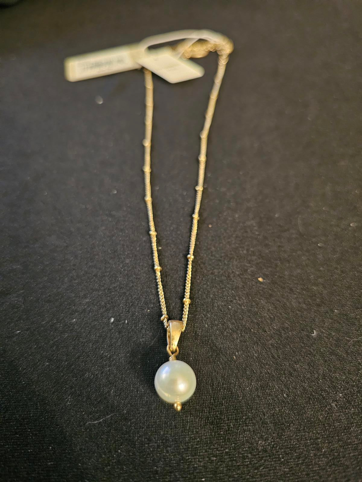 Elegant Freshwater Pearl Necklace by Tommy Bahama
