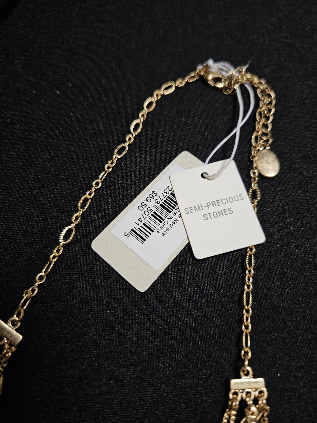 Stylish Layered Gold Necklace with Shell and Pineapple Pendants