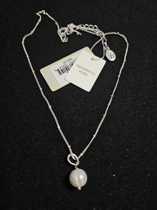 Elegant Freshwater Pearl Necklace
