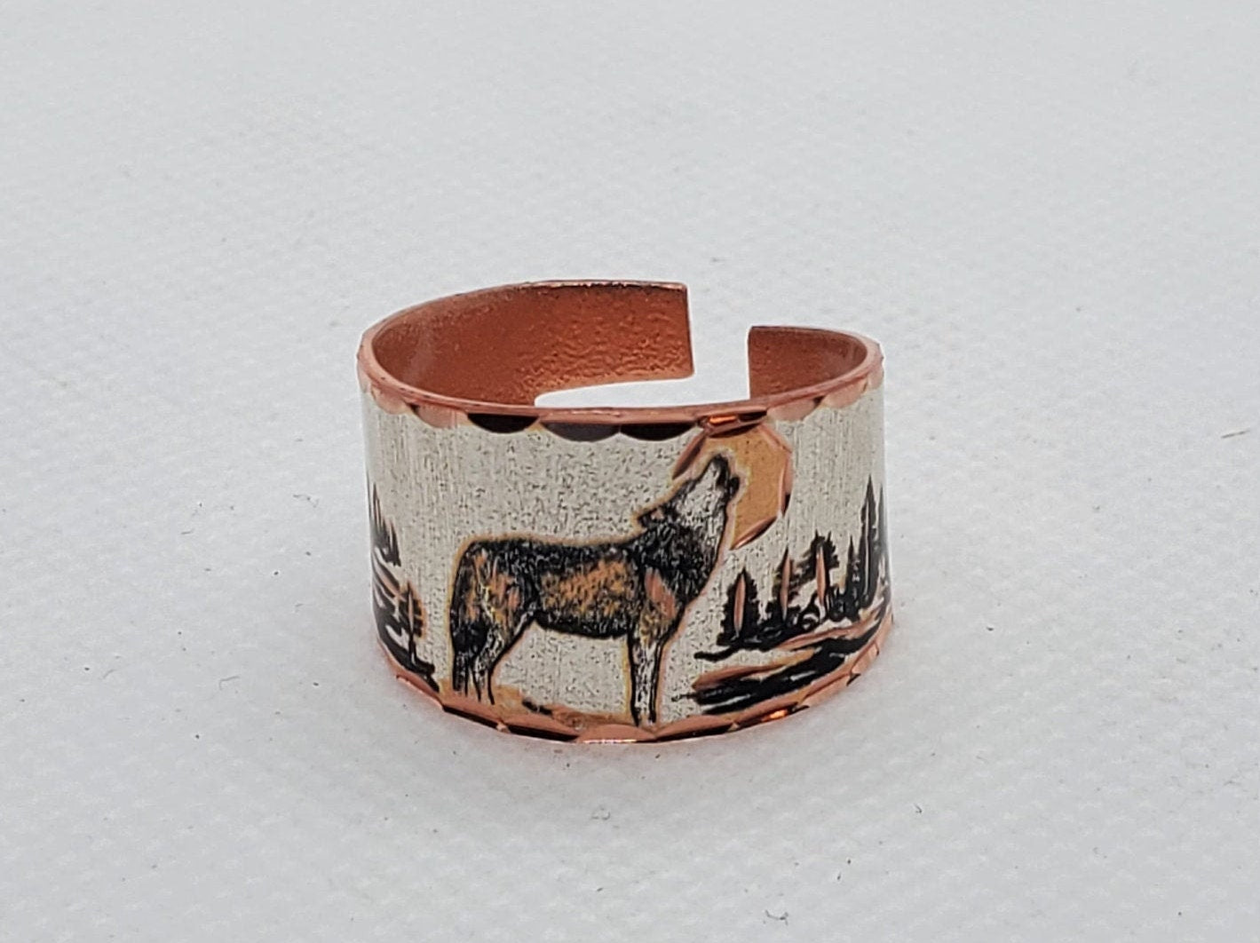 Howling Wolf Ring - Beautiful adjustable COPPER ring.