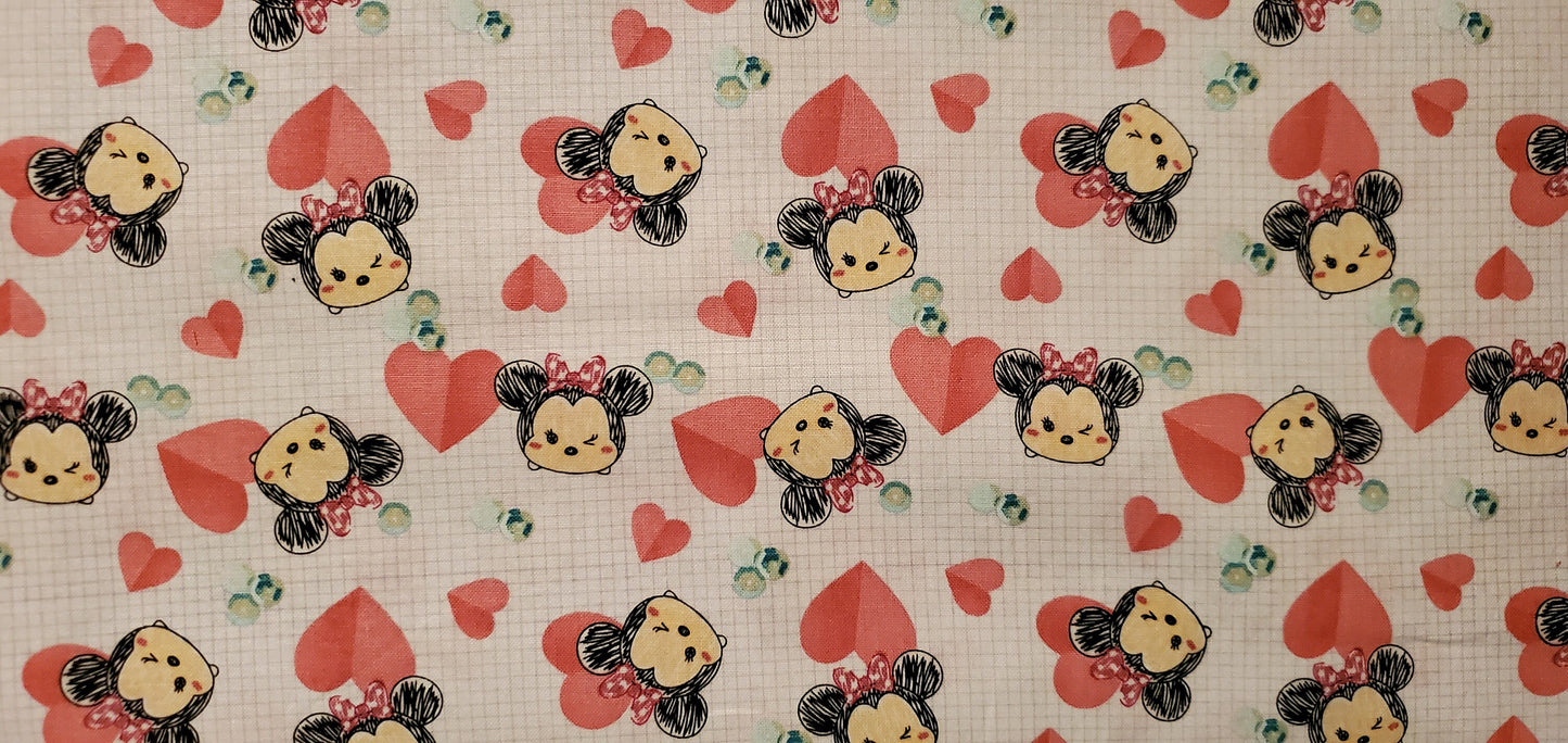 Disney MINNIE hearts Fabric by the half yard. 100% Cotton.