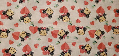 Disney MINNIE hearts Fabric by the half yard. 100% Cotton.