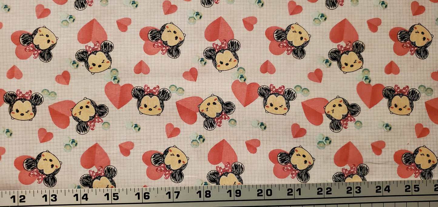 Disney MINNIE hearts Fabric by the half yard. 100% Cotton.