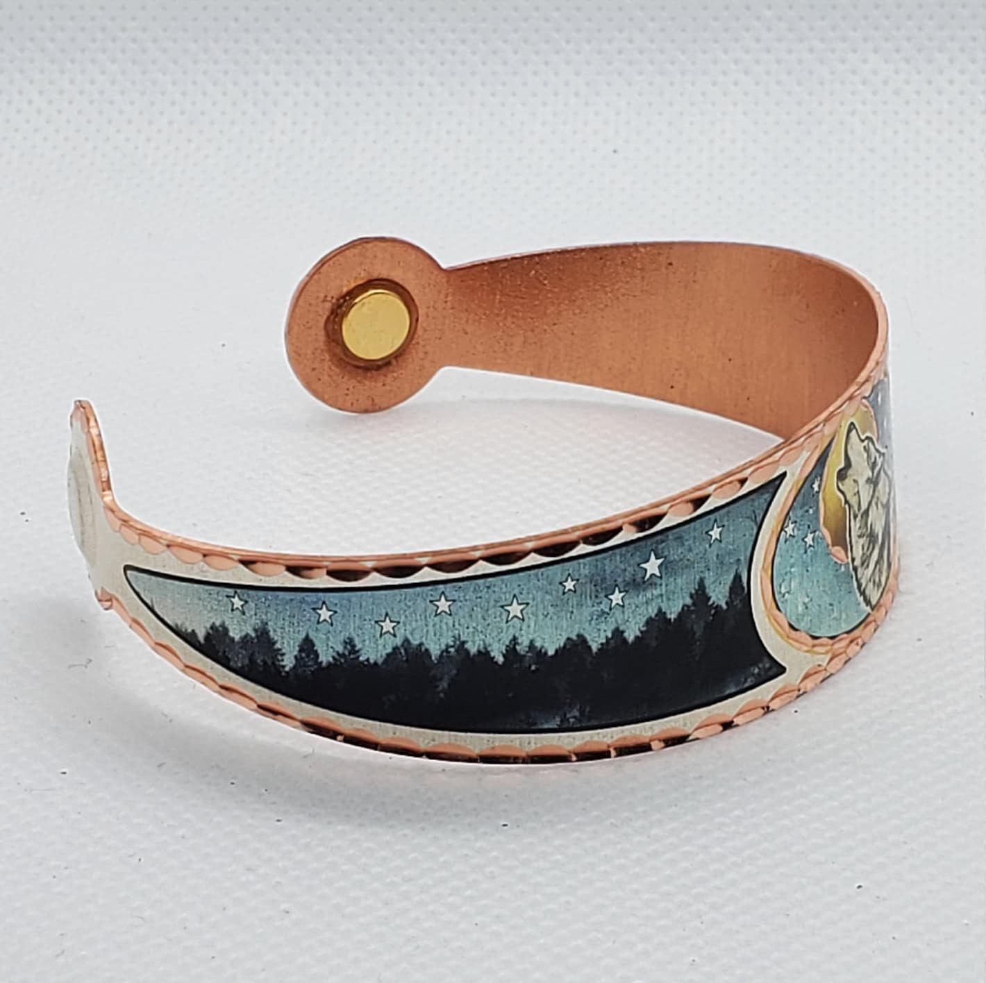 BR - Howling Wolf Magnetic Bracelet - Beautiful adjustable COPPER cuff bracelet.