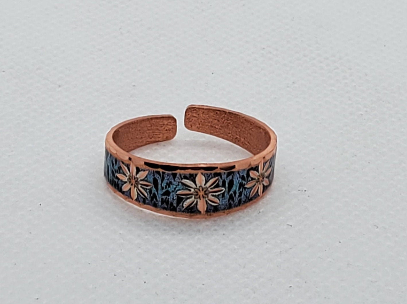 RI Blue Background Flower - Beautiful adjustable COPPER ring.