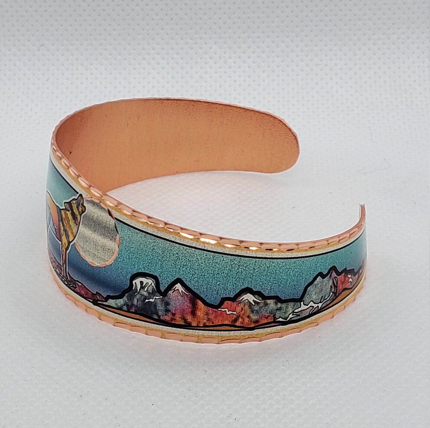 BR - Howling Wolf - Beautiful adjustable COPPER cuff bracelet.